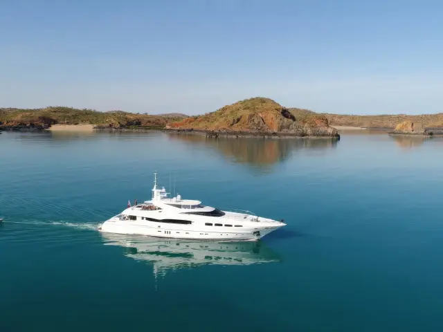 charter-infinity-pacific_0001