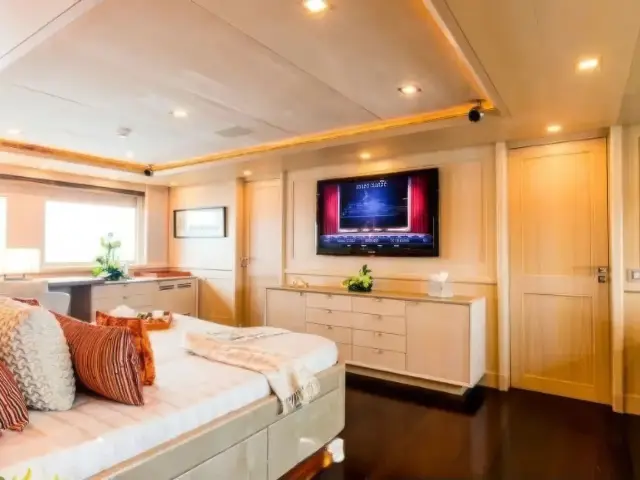 charter-polaris_0003