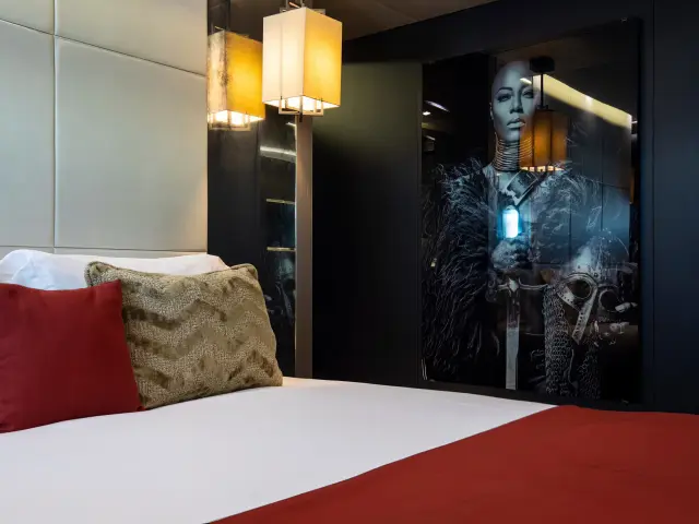 charter-maverick_0001