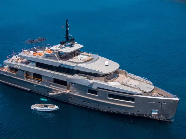 charter-maverick_0011