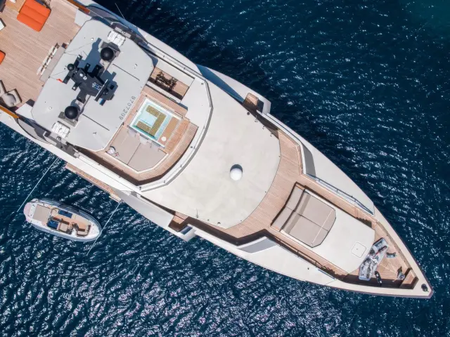 charter-maverick_0028